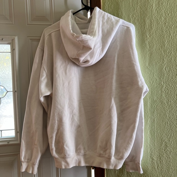 Brandy Melville Sweatshirt - Picture 2 of 3